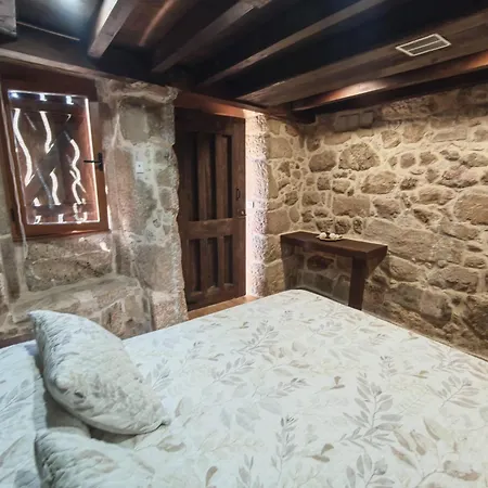 Caserio Rectoral Desteriz Séjour à la campagne Ourense