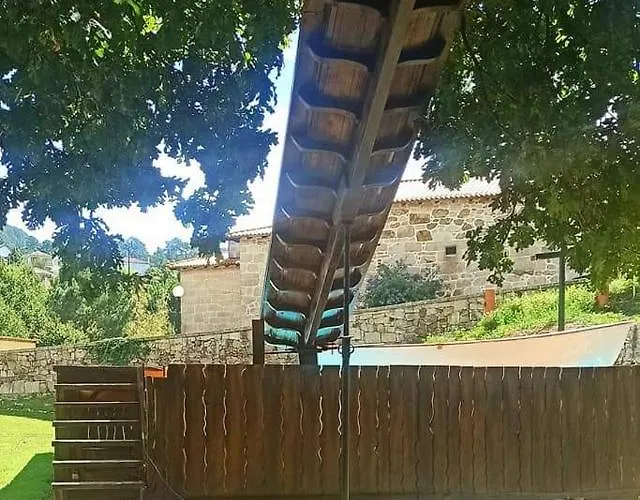 Caserio Rectoral Desteriz Kır Evi Ourense