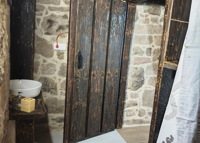 Kır Evi Caserio Rectoral Desteriz *